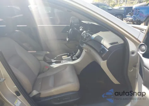 2013 Honda Accord Ex-L V-6 from USA, damaged, VIN 1HGCR3F84DA030704